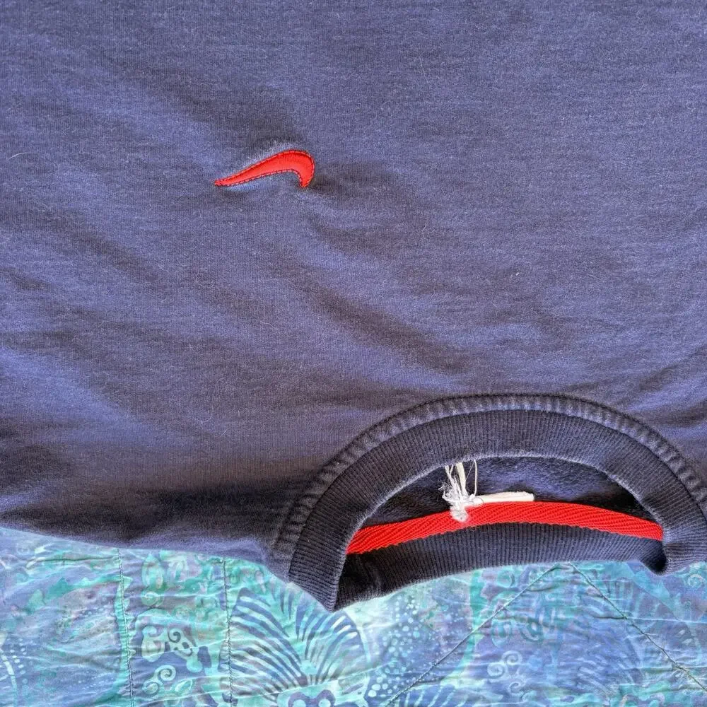 VTG Nike Navy Cotton Crew Neck Sweatshirt Swoosh Classic Red Logo Small WORN